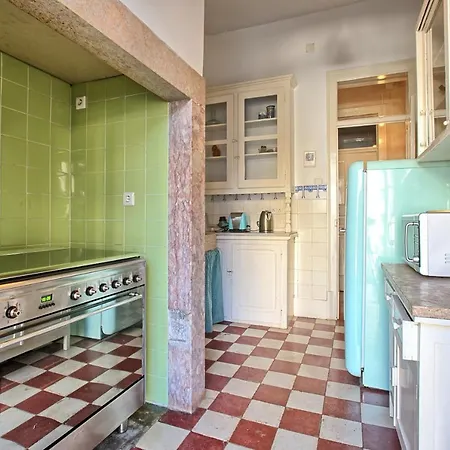 Guine Apartment